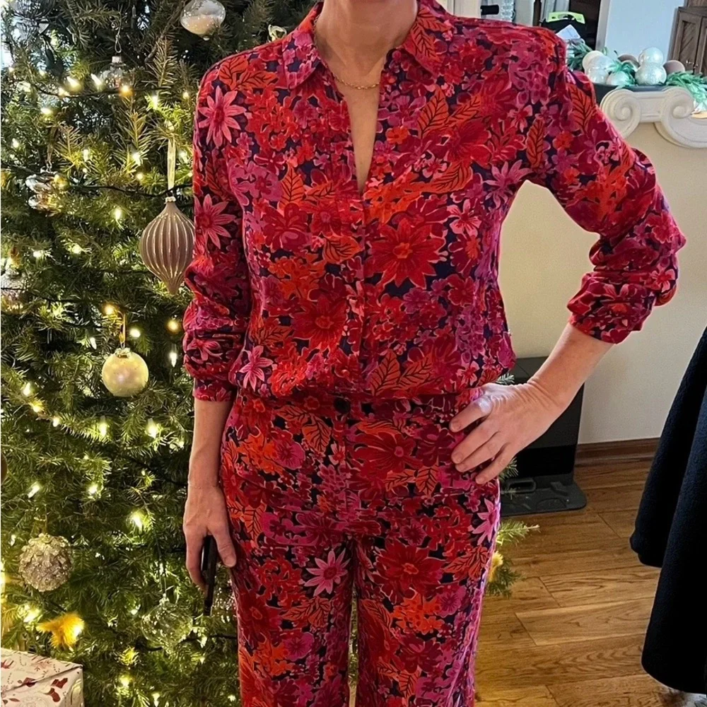 NWT FR 34, US 2 Sezane Ann shirt. Fuchsia Floral. (Marching pant available!) - Picture 8 of 8